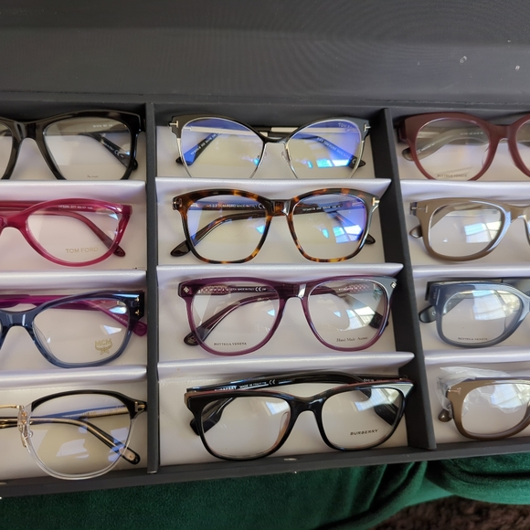 Meet your Posher, Eye Dress Faces - Picture 4 of 4